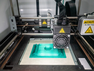 Fototapeta premium 稼働中の3Dプリンター