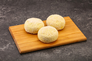 Raw potato zrazy for cooking