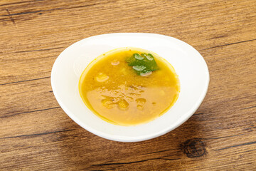 Pea soup with smoked meat