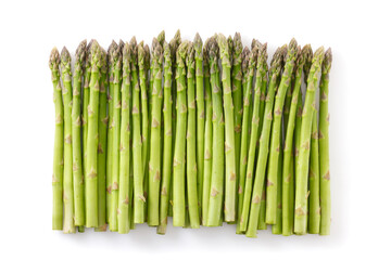 白い背景に置かれた北海道産グリーンアスパラガス　Hokkaido green asparagus placed on a white background