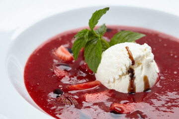 strawberry soup with ice cream