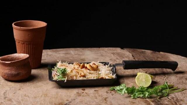Semiya Upma or Vermicelli Uppuma or uppittu is a popular breakfast menu from south India.