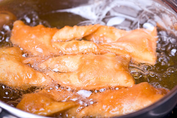 Preparing and making homemade fawors