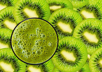 fresh juicy kiwi fruit slice closeup