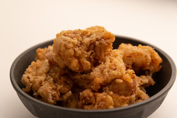 鶏肉のから揚げ