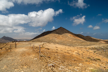 Berglandschaft - Westküste Fuerteventura - Militärisches Sperrgebiet