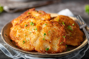 Original latkes with garlic