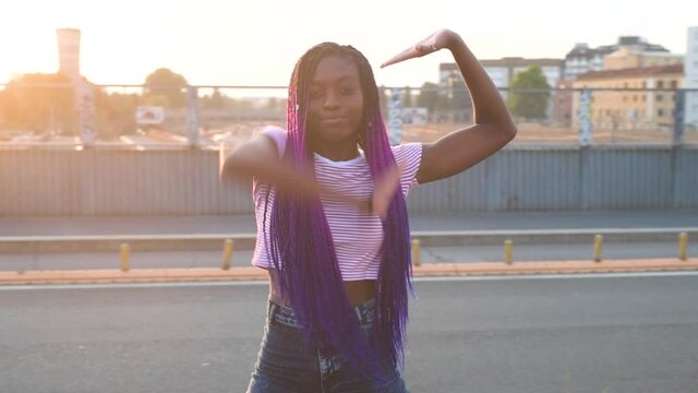 Young Black Woman Outdoor Dancing Coreography Smiling Confident