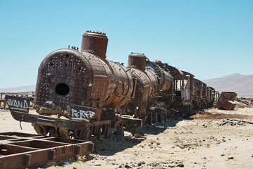 Fototapeta na wymiar Abandoned old train in Bolivia.