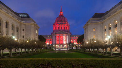 Obraz premium San Francisco City Hall at Night