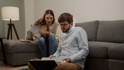 Colleagues discuss joint work and are satisfied with the result