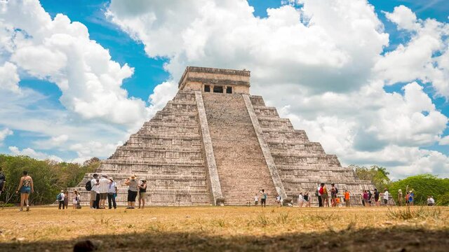 Timelapse view of the Temple of Kukulkan, pyramid in Chichen Itza, Yucatan