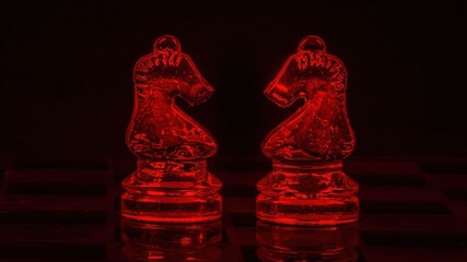 Szklane szachy podświetlone kolorem czerwonym rgb - obrazy, fototapety, plakaty