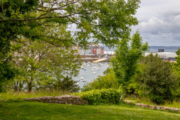 Douarnenez. Le port du Rosmeur vu depuis les Plomarc'h. Finistère. Bretagne	