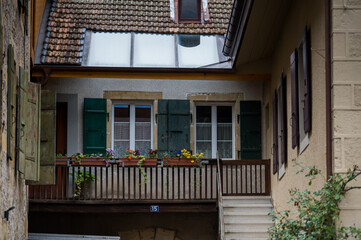 Balkon und Hinterhof