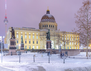 Berlin, Berliner Stadtschloss, Schloss-Rekonstruktion, Schinkelplatz, Winternacht, winterzeit,...