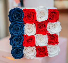 bouquet of red roses blue white usa Memorial Day July 4 floral 