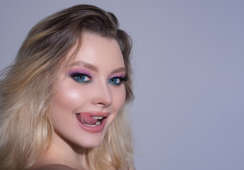 Naklejka premium Sexy beautiful girl, sensual young woman. Fashion and beauty female face.