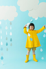 雨と女の子のポートレート