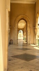Fototapeta na wymiar entrance to the mosque