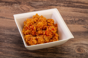 Couscos with tomato and chicken