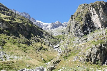 La Chapelle en Valgaudémar dans le massif des écrins en france