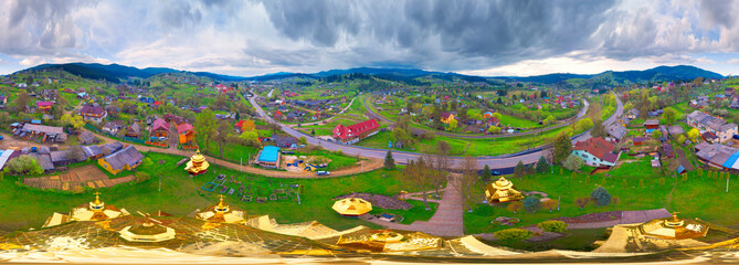 Vorokhta golden temple 360 ​​panorama