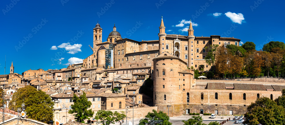 Wall mural urbino with the ducal palace in marche, italy