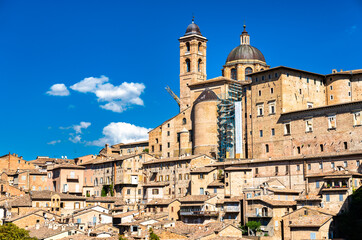 Fototapeta na wymiar Urbino with the Ducal Palace in Marche, Italy