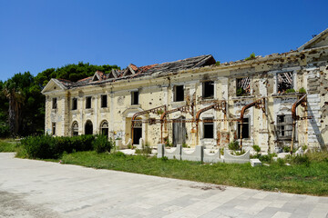 Croatia, The Abandoned Hotels of Kupari. Hotel burned and destroyed during the Croatian War of Independence