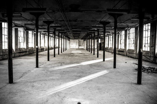 Anciennes usines Japy &agrave; Beaucourt. Des anciens b&acirc;timents industriels &agrave; l'abandon attendant une reconversion.