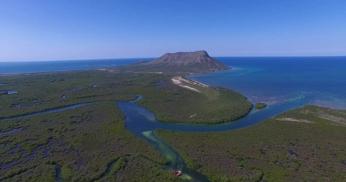 EL MORRO DE MONTECRISTI - MANGLARES - MANGROVES