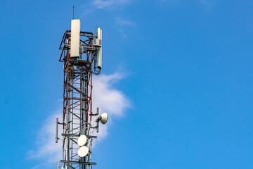 Telecommunications tower with the sky in the background