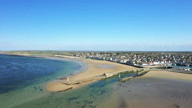 รูปภาพGrandcampMaisy เลือกดูภาพถ่ายสต็อก เวกเตอร์ และวิดีโอ75