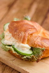 クロワッサンの玉子サンド