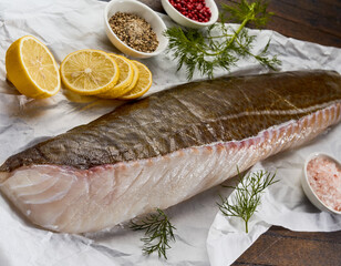 Cod fillet with lemon and spices