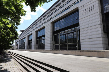 Le ministère de l'économie et des finances, à Bercy, vu de l'extérieur, ville de Paris, France