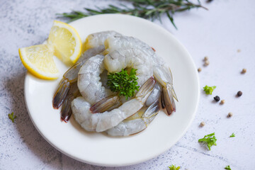 Fresh shrimp seafood with herbs and spice ready for cooked food, Raw prawns shrimp peeled
