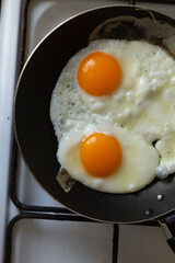 scrambled eggs for a healthy breakfast