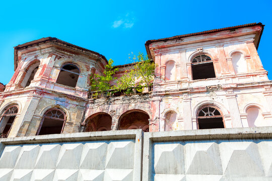 Abandoned aristocratic mansion. Manuc Bey historical architectural complex in Hancesti, Moldova, before restoration