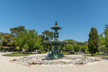 SOULAC, dans le M&eacute;doc (Gironde, France), la fontaine (19e si&egrave;cle)