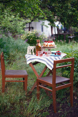 breakfast in the garden
