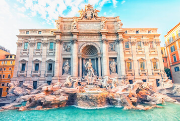 Fototapeta na wymiar The famous Trevi Fountain in Rome