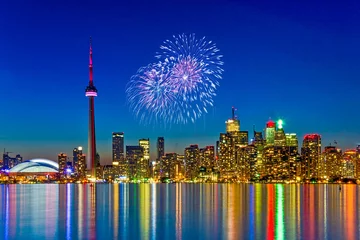 Fotobehang Canada Day Celebrations, Toronto Skyline met vuurwerk © TOimages