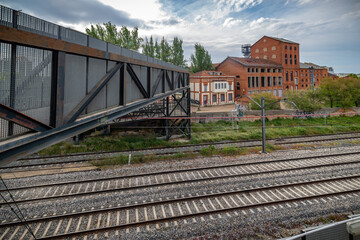 Obraz premium industria abandonada convertida en jardin publico en España