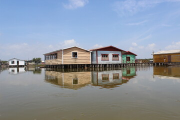 Casas Pueblo Nueva venecia / Magdalena / Colombia