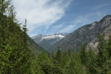 Fototapeta premium Picket Range viewed from Ross Lake National Recreation Area, Washington
