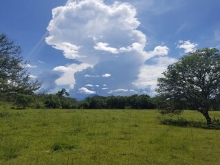 Obraz premium imponente cielo