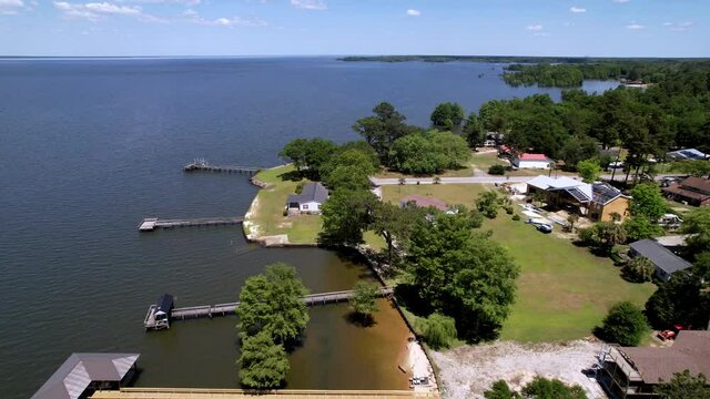 Aerial Pullout Lake Marion SC, Lake Marion South Carolina