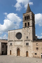 Fototapeta na wymiar Bevagna - facade of San Michele in main Silvestri square, Umbria in central Italy 